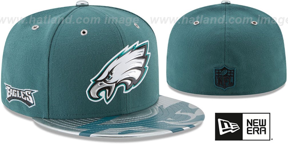 Philadelphia Eagles 2017 SPOTLIGHT Fitted Hat by New Era