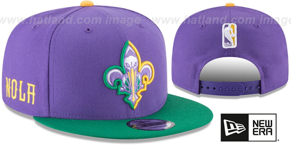 pelicans mardi gras plush hat