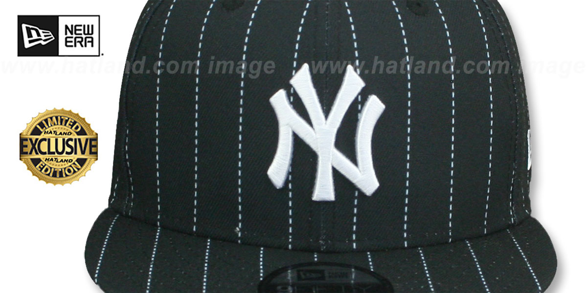 New York Yankees TEAM-BASIC PINSTRIPE SNAPBACK Black-White Hat