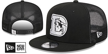 Broncos 'THROWBACK TEAM-BASIC TRUCKER SNAPBACK' Black-White Hat by New Era