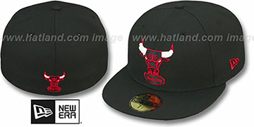 Bulls 'CHENILLE APPLIQUE' Black Fitted Hat by New Era