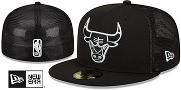 Bulls TEAM-BASIC TRUCKER Black-White Fitted Hat by New Era