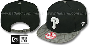 Phillies SNAKE-THRU STRAPBACK Black-Grey Adjustable Hat by New Era