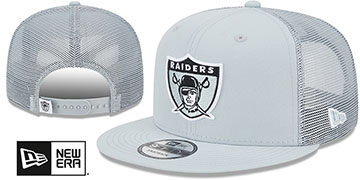 Raiders 'THROWBACK TEAM-BASIC TRUCKER SNAPBACK' Grey Hat by New Era