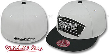 Spurs 'MONOCHROME XL-LOGO' Grey-Black Fitted Hat by Mitchell and Ness