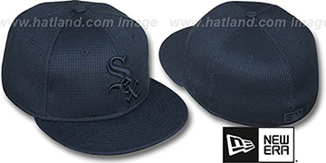 White Sox THERMAL BLACKOUT Fitted Hat by New Era