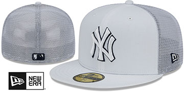 Yankees 'BATTING PRACTICE TRUCKER' White Fitted Hat by New Era