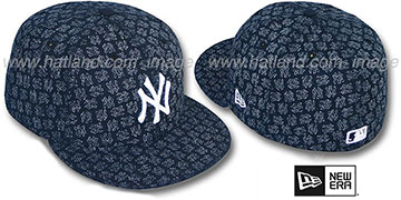 Yankees NY FADE ALL-OVER FLOCKING Navy-White Fitted Hat by New Era