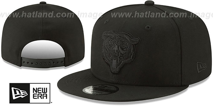 Bears 'TEAM-BASIC BLACKOUT BEAR SNAPBACK' Hat by New Era