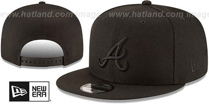 Braves 'TEAM-BASIC BLACKOUT SNAPBACK' Hat by New Era