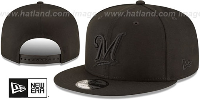 Brewers 'TEAM-BASIC BLACKOUT SNAPBACK' Hat by New Era