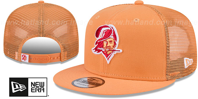 Buccaneers 'THROWBACK TEAM-BASIC TRUCKER SNAPBACK' Orange Hat by New Era