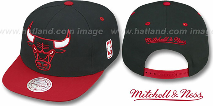 Bulls '2T XL-LOGO SNAPBACK' Black-Red Adjustable Hat by Mitchell and Ness