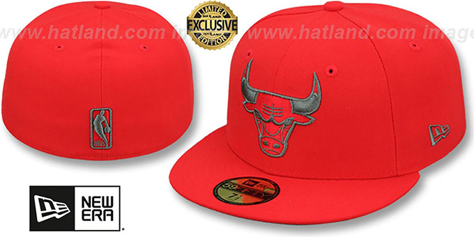 Bulls 'NBA TEAM-BASIC' Fire Red-Charcoal Fitted Hat by New Era