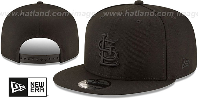 Cardinals 'TEAM-BASIC BLACKOUT SNAPBACK' Hat by New Era