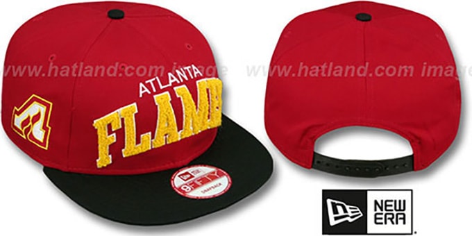 Flames 'CHENILLE-ARCH SNAPBACK' Red-Black Hat by New Era