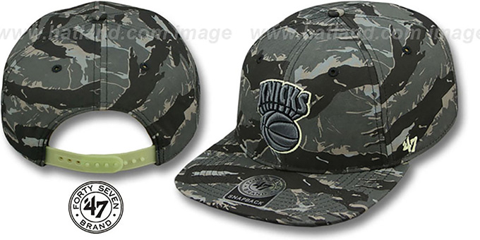 Knicks 'NIGHT-VISION SNAPBACK' Adjustable Hat by Twins 47 Brand