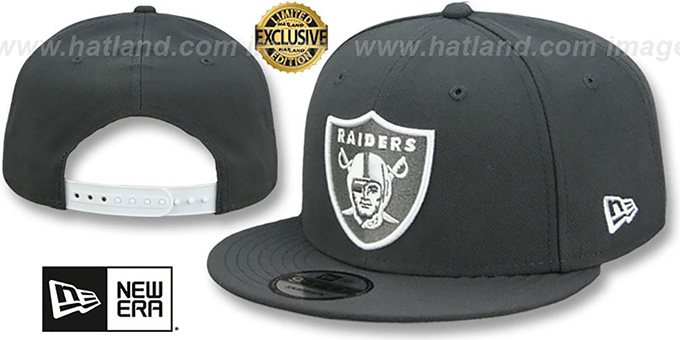 Raiders 'TEAM-BASIC SNAPBACK' Charcoal-White Hat by New Era