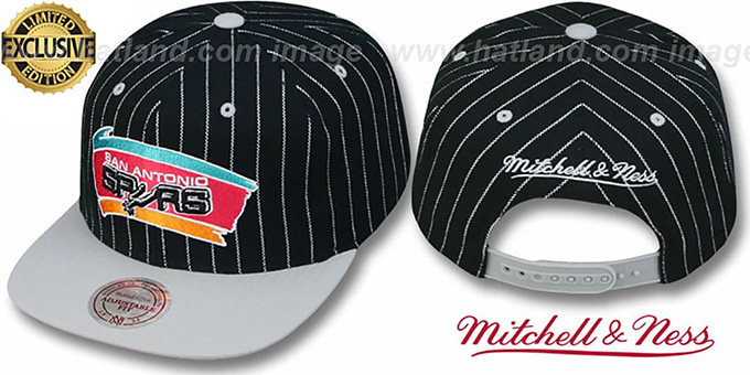 Spurs 'PINSTRIPE 2T TEAM-BASIC SNAPBACK' Black-Grey Adjustable Hat by Mitchell and Ness