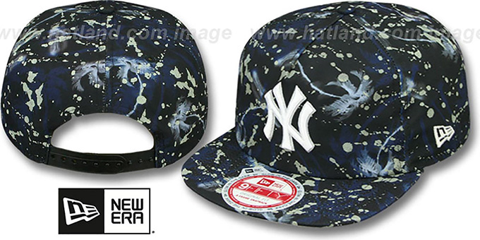 Yankees 'GLOWSPECK SNAPBACK' Hat by New Era