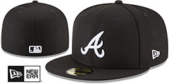 Braves TEAM-BASIC Black-White Fitted Hat by New Era