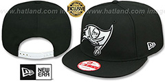 Buccaneers TEAM-BASIC SNAPBACK Black-White Hat by New Era