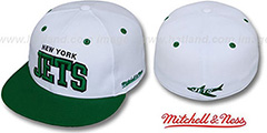 Jets 2T CLASSIC-ARCH White-Green Fitted Hat by Mitchell and Ness