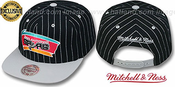 Spurs PINSTRIPE 2T TEAM-BASIC SNAPBACK Black-Grey Adjustable Hat by Mitchell and Ness