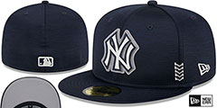 Yankees 2024 ONFIELD CLUBHOUSE Heather Navy Fitted Hat by New Era