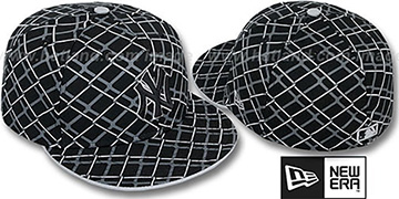 Yankees CHAIN-LINK Black Fitted Hat by New Era