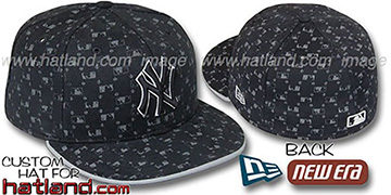 Yankees MLB FLOCKING Black Fitted Hat by New Era