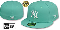 Yankees TEAM-BASIC Mint-White Fitted Hat by New Era