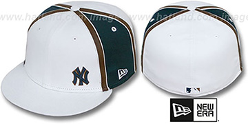 Yankees WILLIAM-III FLAWLESS White-Navy Fitted Hat by New Era