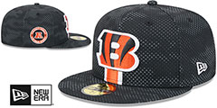 Bengals 2024 NFL SIDELINE Black Fitted Hat by New Era - 2nd View