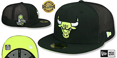 Bulls 6X CHAMPIONS MESH-BACK SIDE-PATCH Black-Yellow Fitted Hat by New Era - 2nd View