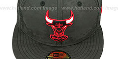 Bulls DIGIFLECT Black Fitted Hat by New Era - 2nd View