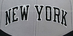 Knicks 2T XL-WORDMARK Grey-Black Fitted Hat by Mitchell and Ness - 2nd View