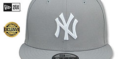 Yankees TEAM-BASIC SNAPBACK Light Grey-White Hat by New Era - 2nd View