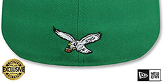 Eagles THROWBACK NFL SHIELD-BASIC Green Fitted Hat by New Era - 3rd View