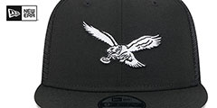 Eagles THROWBACK TEAM-BASIC TRUCKER SNAPBACK Black-White Hat by New Era - 3rd View