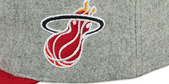 Heat 2T TAILSWEEPER STRAPBACK Grey-Red Hat by Mitchell and Ness - 3rd View