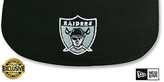 Raiders THROWBACK NFL SHIELD-BASIC Black-Grey Fitted Hat by New Era - 3rd View