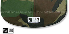 Yankees TEAM-BASIC Army Camo-White Fitted Hat by New Era - 3rd View