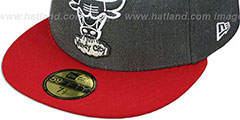 Bulls 2T-HEATHER Charcoal-Red Fitted Hat by New Era - 4th View