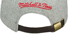 Bulls 2T TAILSWEEPER STRAPBACK Grey-Red Hat by Mitchell and Ness - 4th View