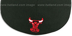 Bulls REAL GRAFFITI VIZA-PRINT Black Fitted Hat by New Era - 4th View