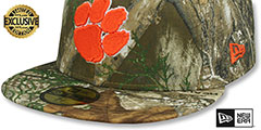 Clemson NCAA TEAM-BASIC Realtree Camo Fitted Hat by New Era - 4th View