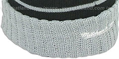 Kings HIGH-5 CIRCLE BEANIE Black-Grey by Mitchell and Ness - 4th View