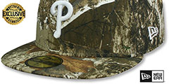 Phillies MLB TEAM-BASIC Realtree Camo Fitted Hat by New Era - 4th View