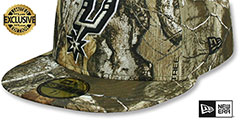 Spurs NBA TEAM-BASIC Realtree Camo Fitted Hat by New Era - 4th View